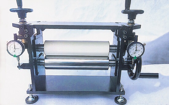 手動ラミネート加工機／齋藤メカニック工業株式会社｜産業用機械｜機械