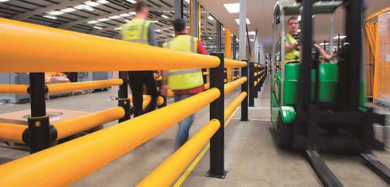 歩車分離防護柵（バリア）