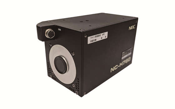 ミドルクラス高感度カメラ